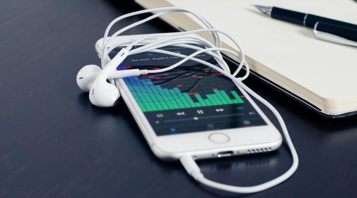 Înregistrare audio pe iPhone cu sau fără aplicație