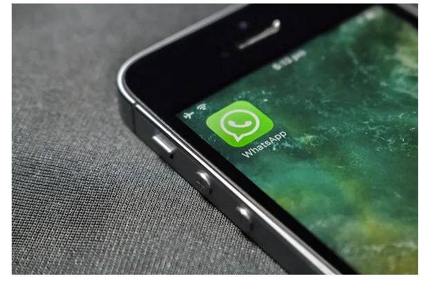 Informații despre cum se poate șterge un mesaj pe WhatsApp